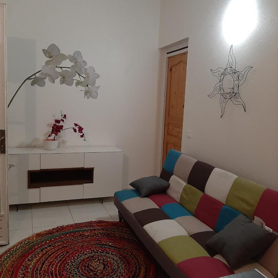 Charmant Bungalow Du Moule Villa Льо Мул Екстериор снимка